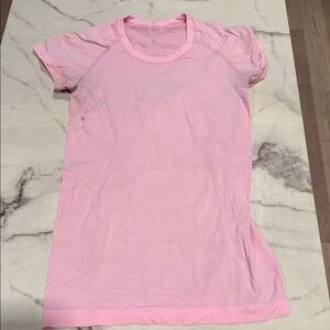 Lululemon Athletica Light Pink Textured Top